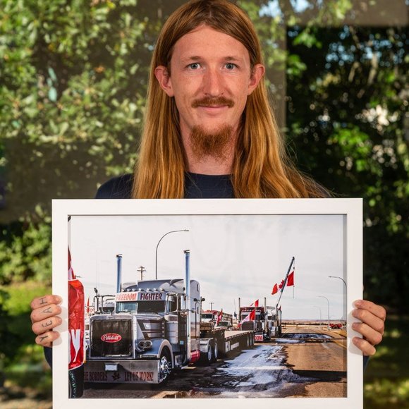 12"x18" The Final Day at the Coutts Blockade - February 14, 2022 - Metallic Prin - Picture 1 of 5